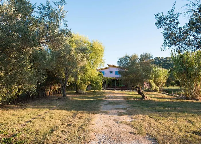 Lefkadas Bohemian 펜션 *