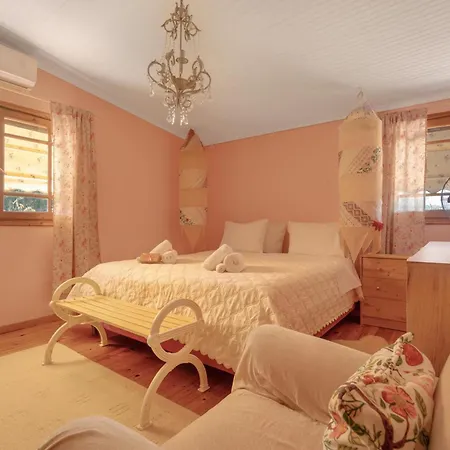 Lefkadas Bohemian Holiday home